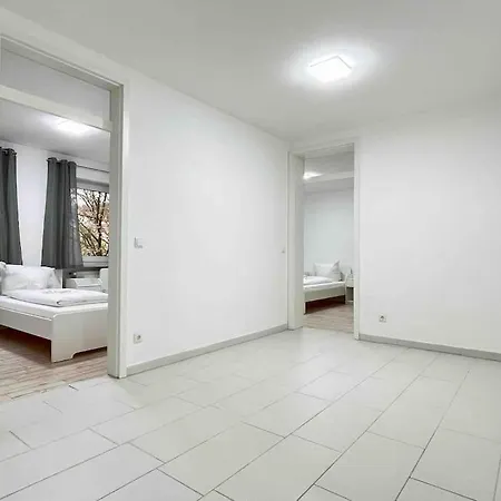 Lap101 - Grosse Moderne Monteurwohnung Uebergangswohnung Apartament Lappersdorf (Regensburg)